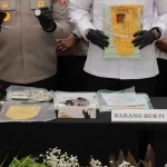 Barang bukti dalam kasus mafia tanah yang ditangani pemerintah.
