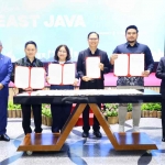 Gubernur Jatim, Khofifah Indar Parawansa (kanan) saat gelaran Misi Dagang dan Investasi atau East Java Trade and Investment Forum 2025. (Ist)
