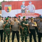 Suasana usai apel sinergitas TNI-Polri di Mako Brimob Jatim, Rabu (3/10).