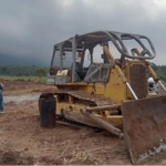 Alat berat saat meratakan lokasi pembangunan Arjuno Agro Techno Park.