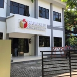 Kantor Bawaslu Surabaya.