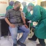 AKBP Dicky Ario Yustisianto, mantan Kapolres Ngawi yang juga turut jadi peserta vaksin tahap kedua.