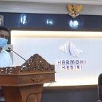 Wali Kota Kediri Abdullah Abu Bakar saat menyampaikan sambutan. (foto: ist)