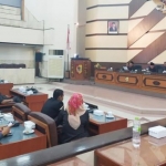 Sidang paripurna agenda interpelasi Bupati Jember Faida yang digelar di gedung DPRD Jember, Senin (23/12) lalu.