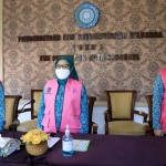 Ketua TP PKK Kota Surabaya Rini Indriyani Eri Cahyadi saat membuka Sosialisasi Keamanan Vaksin Covid-19 bagi Ibu Hamil (Bumil).