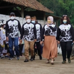 Wakil Wali Kota Batu, Punjul Santoso membuka Festival Susu Sapi Brau 2021, bertempat di Dusun Brau, Desa Gunungsari, Kecamatan Bumiaji, Selasa (30/11).