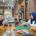 PT KAI Daop 7 Madiun, Rokhmad Makin Zainul saat menyampaikan program promo. Foto: Muji Harjita/BANGSAONLINE