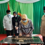 Bupati Kediri dr. Hj. Haryanti Sutrisno meresmikan Gedung DPD LDII (Lembaga Dakwah Islam Indonesia). (foto: kominfo)