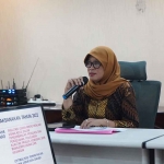 Plt Kepala Dinas Kopusmik Kabupaten Kediri, Mamiek Amiyati. Foto: Ist