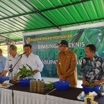 Menpan Syahrul Yasin Limpo saat memberikan Bimtek pembuatan Bioska di Ngawi.