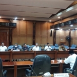 Suasana hearing Komisi D DPRD Sidoarjo dengan KONI Sidoarjo, Senin (14/7/2025). foto istimewa