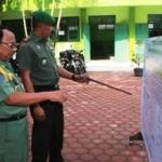 Wakil Bupati Blitar Drs Rijanto melakukan monitoring pelaksanaan Ujian Nasional tahun 2015, didampingi Kepala Dinas Pendidikan Kabupaten Blitar, Drs Totok Subihandono. Foto: tri susanto/BANGSAONLINE