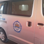 Mobil operasional SMPN 2 Geneng hasil dari kerja sama dengan pemasok air mineral.