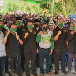 RGS Indonesia ketika mendeklarasikan pasangan QA. foto: SYUHUD/ BANGSAONLINE