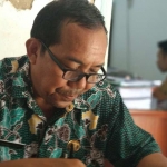 Sudaryono, Kapala Sekretaris Bawaslu Pacitan. foto: YUNIARDI S/ BANGSAONLINE