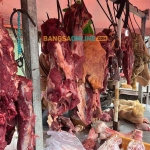 Daging sapi menjadi salah satu komoditas yang mengalami lonjakan. Foto: Bangsaonline.