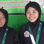 Dua siswa yang mengharumkan nama Indonesia di kancah internasional.
