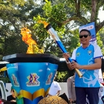 Wali Kota Malang Wahyu Hidayat usai menerima obor Porprov IX Jatim 2025 dari Wali Kota Batu.