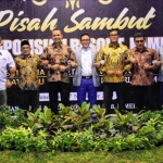 Foto bersama usai acara pisah sambut Kapolres Pamekasan di Mandhapa Agung Ronggosukowati.