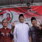 Gus Ipul usai acara deklarasi dukungan relawan Jokowi di Surabaya, Kamis (22/3). Foto: Yudi A/ BANGSAONLINE