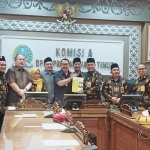 Persatuan Anggota Badan Permusyawaratan Desa Seluruh Indonesia (PABPDSI) Jawa Timur melakukan audiensi dengan Komisi A DPRD Jatim. foto: istimewa