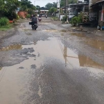Kerusakan jalan di wilayah Kecamatan Bantur, akses menuju Malang Selatan.