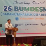 Dirut BUMDesma Rambipuji Syaiful Ansori saat memberikan sambutan pada peluncuran BUMDesma.