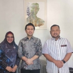 Gus Yani, Emil Dardak, dan Bu Min. Foto: Ist