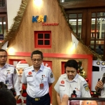 Jajaran KCI Area 8 saat memberi pernyataan pers terkait angkutan Nataru