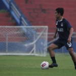 Galih Akbar Febrian, saat masih bermain bersama Persik Kediri.  Foto: Ist.