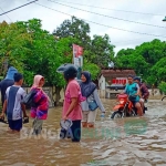 Kondisi genangan air di Kelurahan Sutojayan, Blitar.