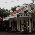 Dinies Cafe, penyaji hidangan saat resepsi kerabat Mahfud MD, Sri Sukmana Damayanti.