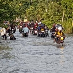 Banjir luapan Kali Lamong. foto: syuhud/ bangsaonline