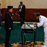 Adi Wibowo saat dikukuhkan Pj Gubernur Jatim sebagai Wali Kota Pasuruan.