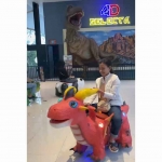 Anak-anak saat bermain di Dino Ride, Taman Rekreasi Selecta.