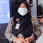 Pengawas Ketenagakerjaan Dinas Tenaga Kerja Transmigrasi Sosial (Disnakertrans) Provinsi Jawa Timur di Bojonegoro, Endang Ramis.