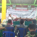 Komisioner KPU Bojonegoro Mustofirin saat sosialisasi Pilgub Jatim dan Pilbup Bojonegoro.