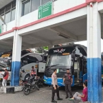 Suasana di Terminal Purabaya atau yang biasa dikenal dengan sebutan Terminal Bungurasih.