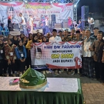 Ketua DPRD Kabupaten Pasuruan, Sudiono Fauzan, saat bersama masyarakat.