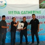 Pabrik AQUA pandaan menggelar media gathering.