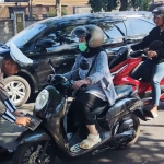 Petugas dari Satlantas Blitar Kota dalam Operasi Patuh Semeru 2025.
