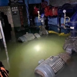 Sejumlah mesin pompa air PDAM Bangkalan rusak akibat banjir.