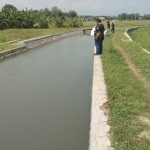 Proyek jaringan irigasi program Dinas Sumberdaya Air dan Tata Ruang di Pasuruan yang dibangun awal tahun lalu.