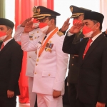 Wali Kota Pasuruan H. Saifullah Yusuf saat menghadiri Upacara Peringatan HUT ke-77 Kemerdekaan Republik Indonesia di Lapangan Yonzipur 10/Jaladri Palaka Kota Pasuruan, Rabu (17/8/2022).