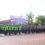 Apel gelar pasukan operasi zebra semeru 2024 di Lapangan Satya Haprabu polres Ngawi, pada Senin (14/10/2024).