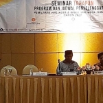 Suasana Seminar Tahapan, Program, dan Jadwal Penyelenggaraan Pemilihan Wali Kota dan Wakil Wali Kota Surabaya di Mirama Mercure, Kamis (26/12).