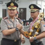 Kapolsek Genteng Kompol Wahyu Endrajaya terpilih menjadi Kapolsek terbaik nomor 1 dari Kapolrestabes Surabaya.