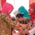 Khofifah hadir dalam puncak peringatan Hari Anak Nasional (HAN) 2019 yang digelar di Taman Safari Indonesia Prigen, Pasuruan. foto: ist