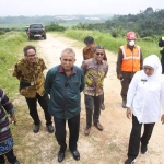 Gubernur Jatim, Khofifah meninjau PT Prasadha Pamunah Limbah Industri (PPLI) di Desa Nambo, Cileungsi, Bogor, pengolahan limbah B3.