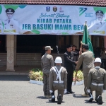 Wakil Bupati Ngawi, Dwi Riyanto Jatmiko menerima kirab Pataka Jer Basuki Mawa Beya di Pendopo Pemkab Ngawi, Kamis (29/9/2022).